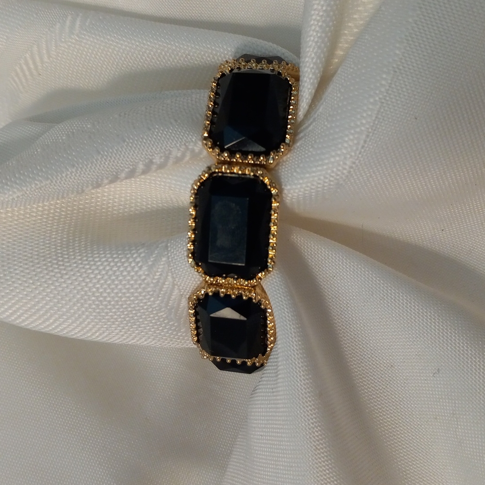 Gold Trim with Black Stone Bracelet